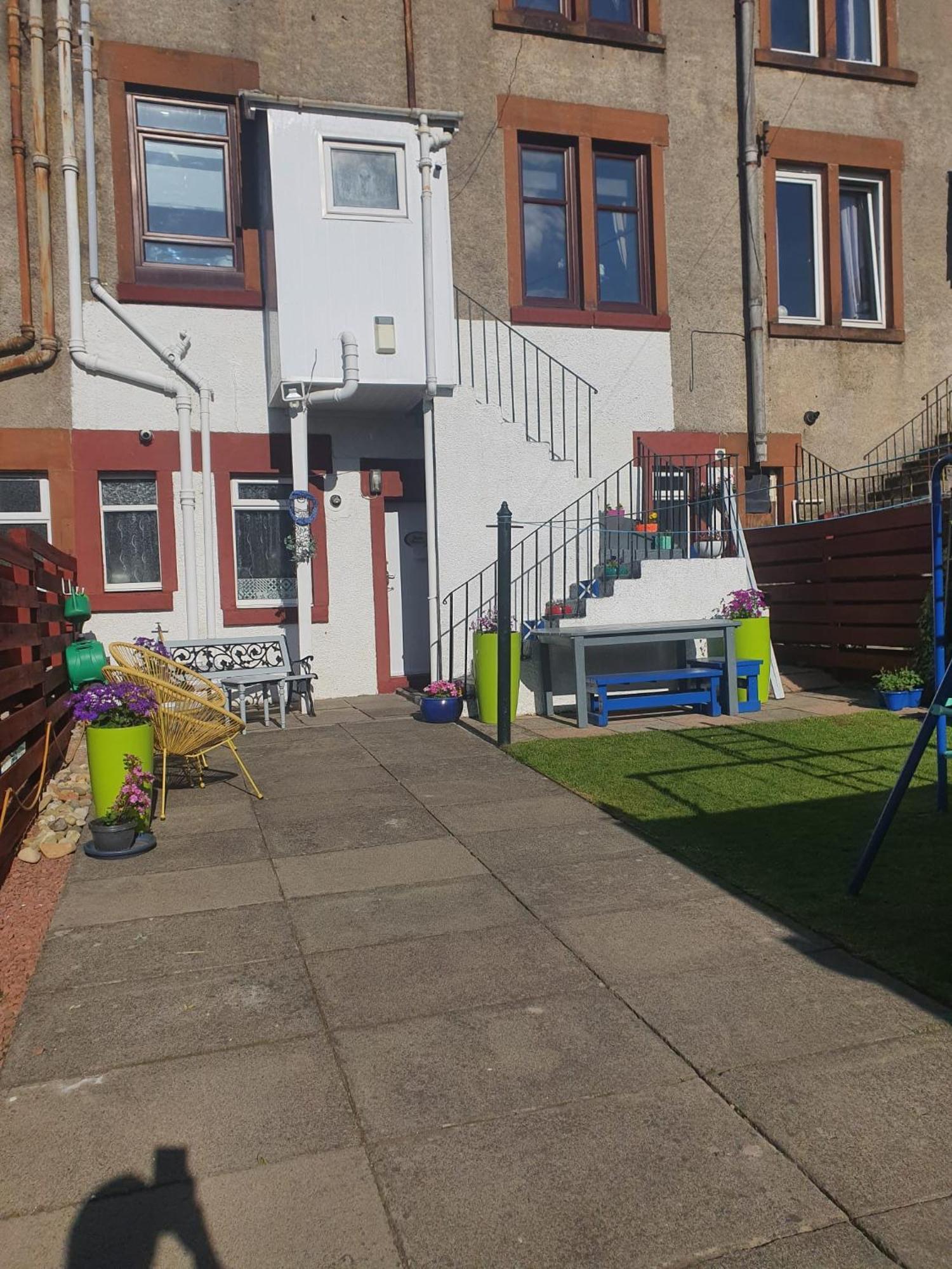 Saphire Glasgow Apartments Giffnock Exterior photo